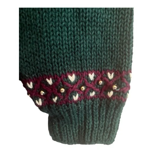 Vintage Floral Embroidered Christmas Sweater Size S - Picture 5 of 16